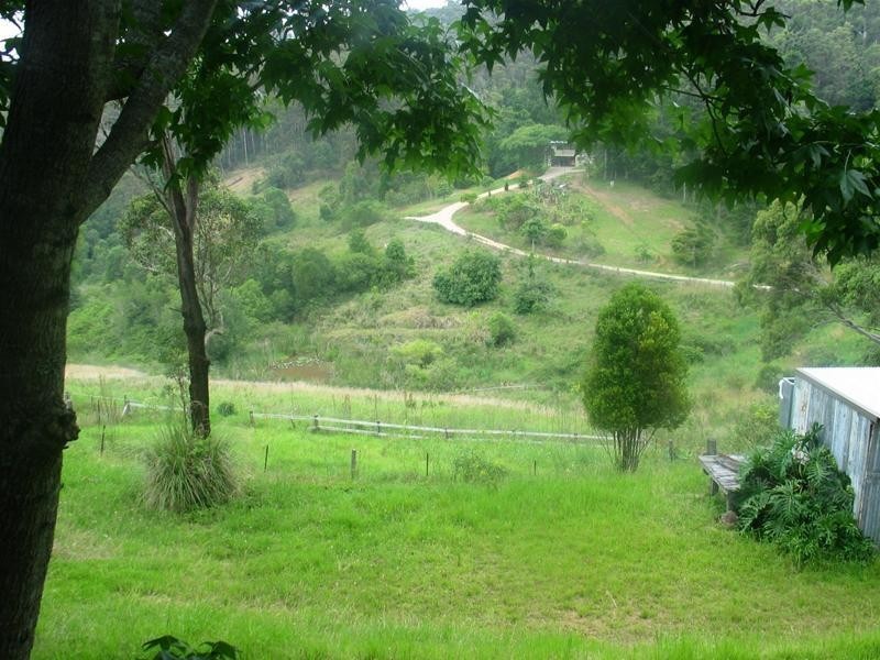 16 Elimbah Court, Lower Beechmont QLD 4211