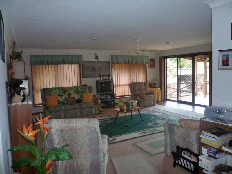 5 Maroong Crescent, Nerang QLD 4211