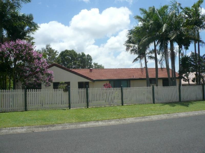 5 Maroong Crescent, Nerang QLD 4211