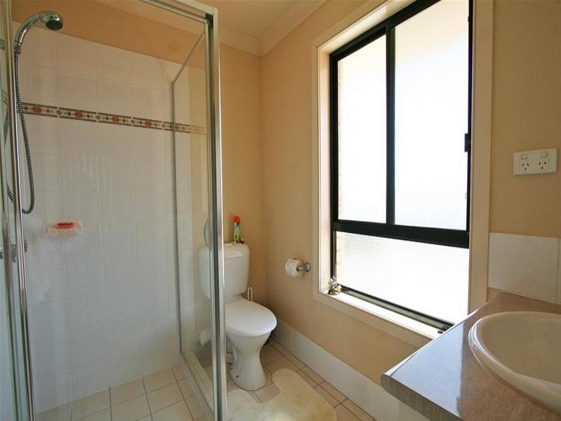 7 Van Brugge Court, Highland Park QLD 4211