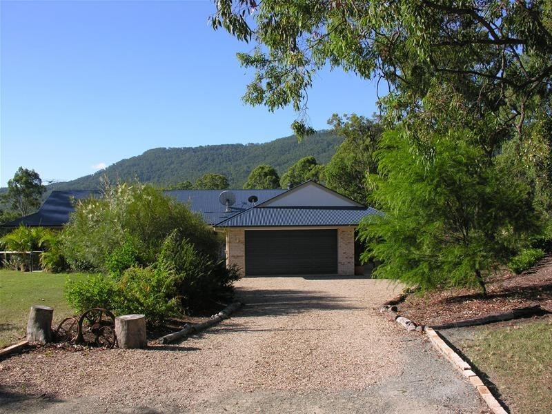 2 King Parrot Close, Boyland QLD 4275