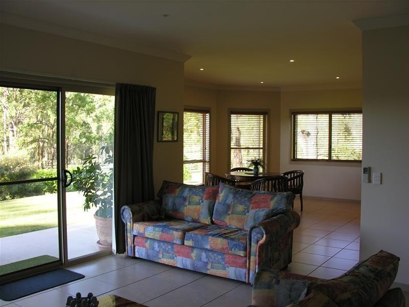 2 King Parrot Close, Boyland QLD 4275