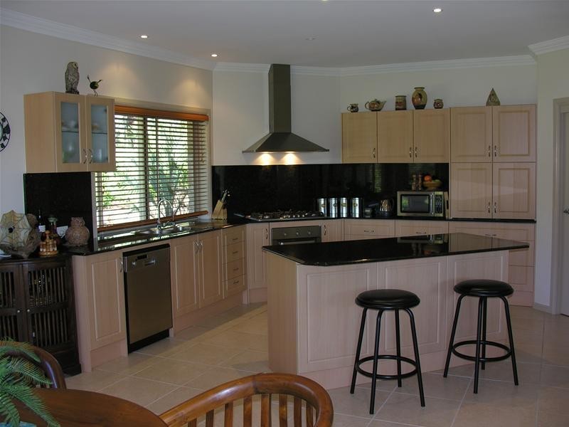 2 King Parrot Close, Boyland QLD 4275