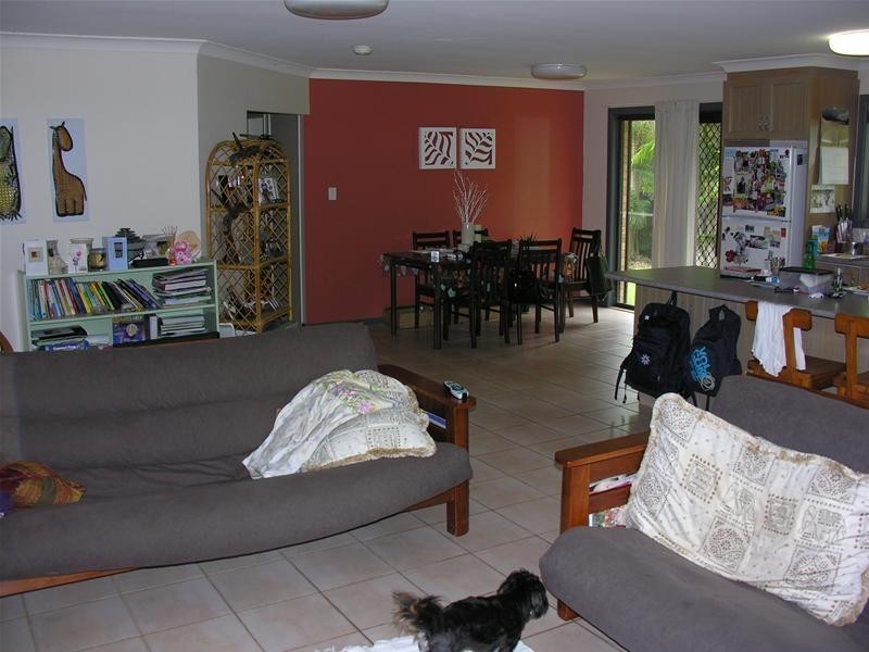 3 Culloden Court, Highland Park QLD 4211