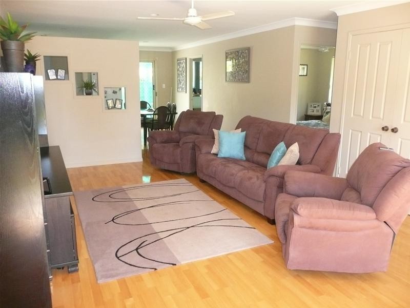 6 Gumleaf Court, Nerang QLD 4211