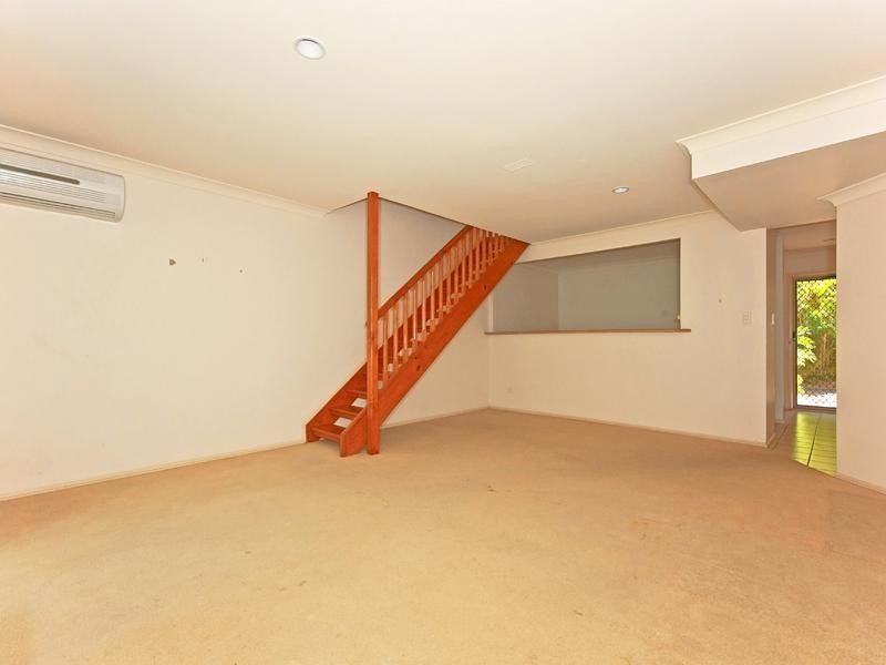 16/130 Plateau Crescent, Carrara QLD 4211