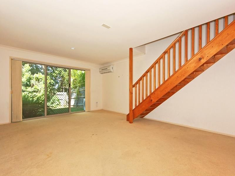 16/130 Plateau Crescent, Carrara QLD 4211