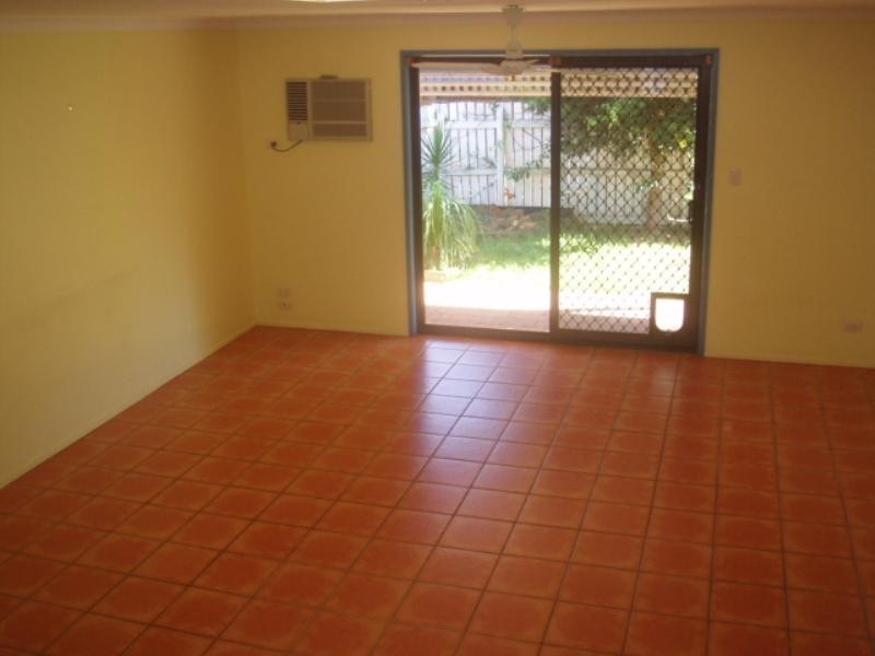 3/7 Cotinga Crescent, Burleigh Waters QLD 4220