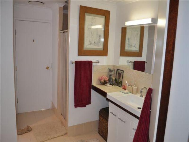 41 Yangoora Crescent, Ashmore QLD 4214