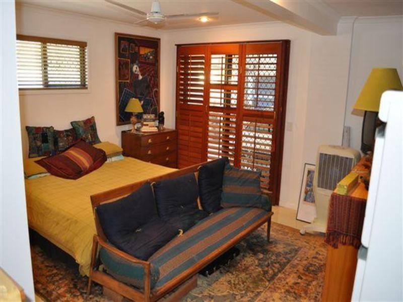 41 Yangoora Crescent, Ashmore QLD 4214