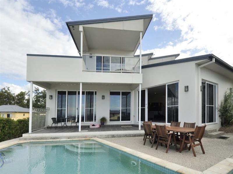 11 Chevron Rise, Highland Park QLD 4211