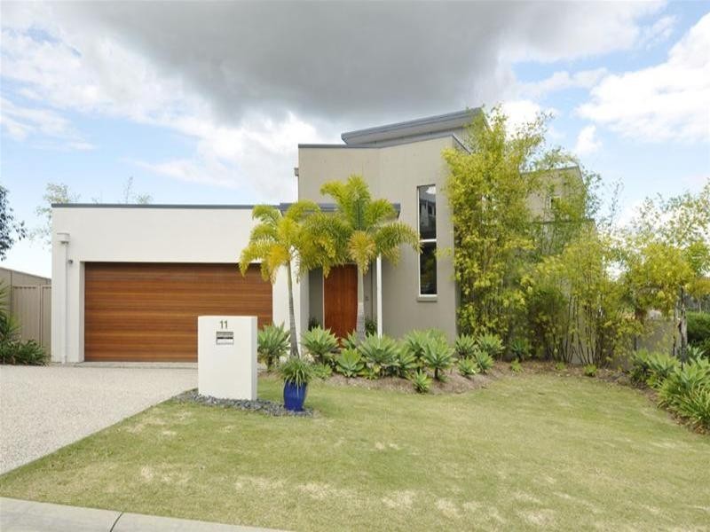 11 Chevron Rise, Highland Park QLD 4211