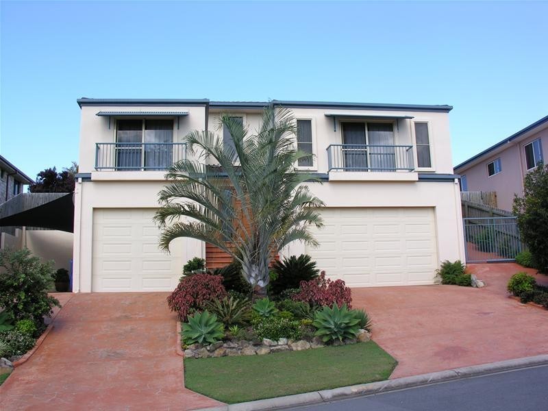 20 Tara Vista Boulevard, Highland Park QLD 4211