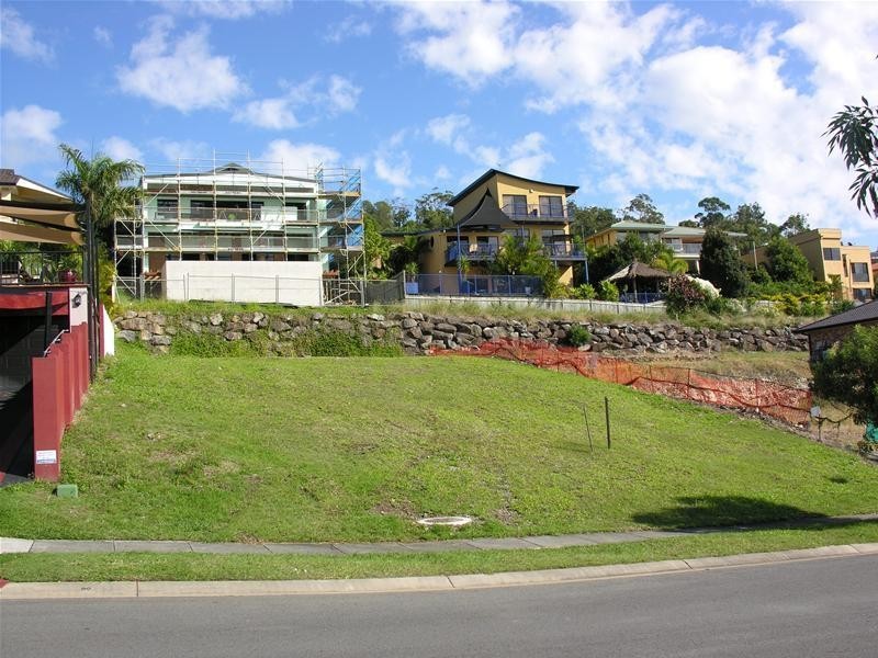 97 Armstrong Way, Highland Park QLD 4211