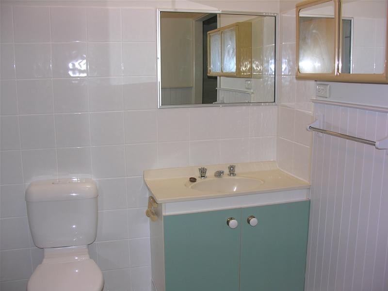 8/17 Martin Street, Nerang QLD 4211