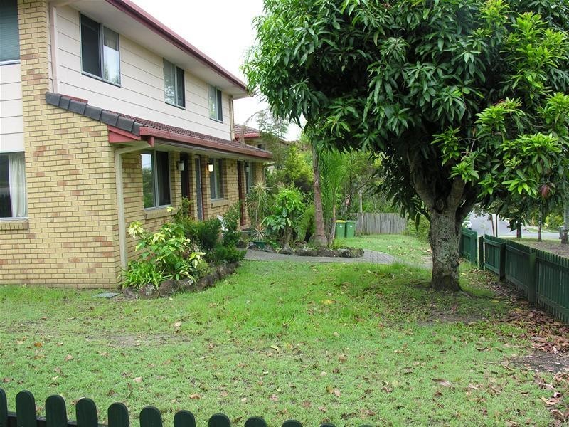 8/17 Martin Street, Nerang QLD 4211