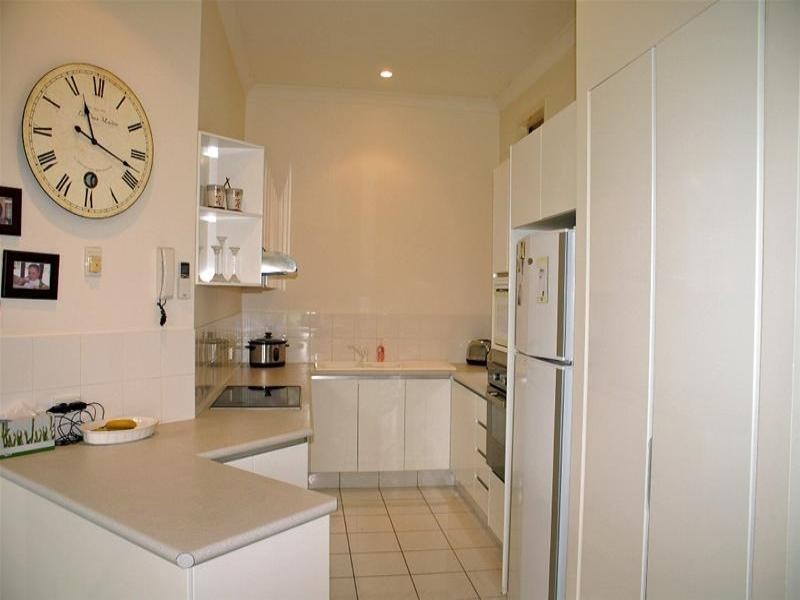 22/152 Palm Meadows Drive, Carrara QLD 4211