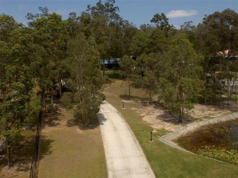 28 Kingsway Drive, Molendinar QLD 4214