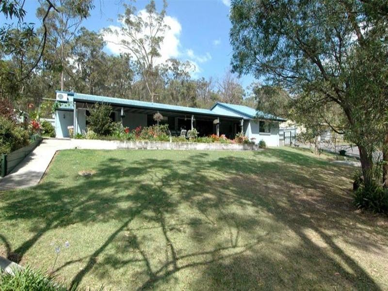 28 Kingsway Drive, Molendinar QLD 4214