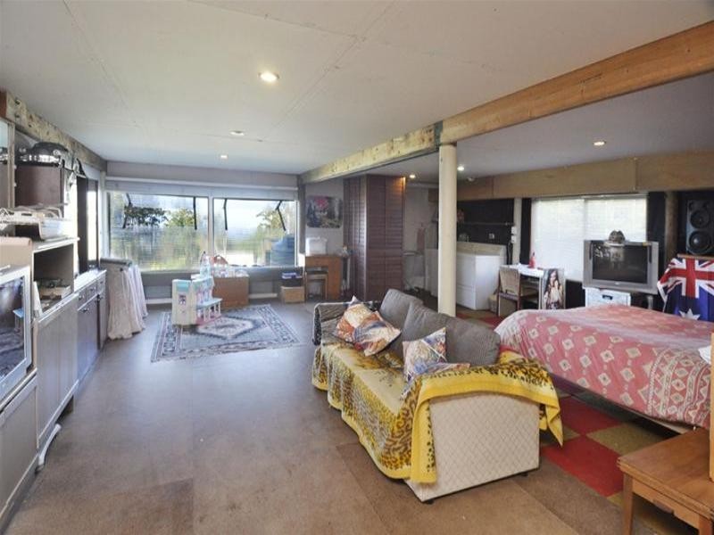 68 Freemans Road, Lower Beechmont QLD 4211