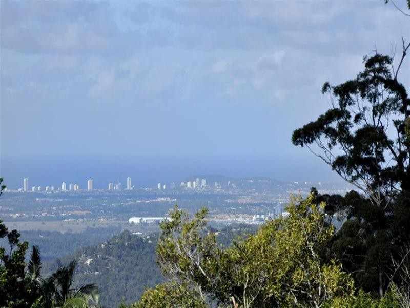 68 Freemans Road, Lower Beechmont QLD 4211