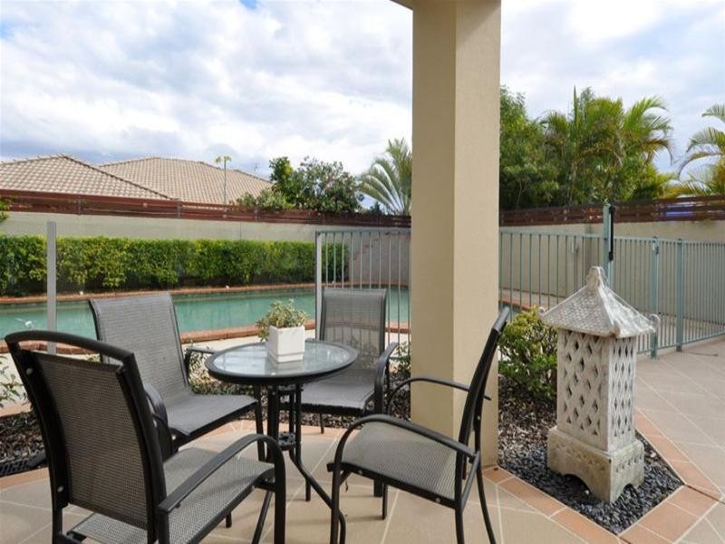 34 Clipper Boulevard, Clear Island Waters QLD 4226