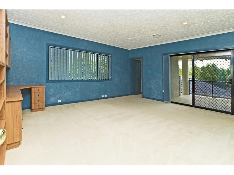 245 San Fernando Drive, Worongary QLD 4213