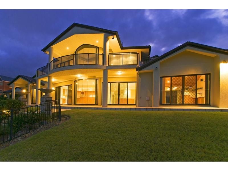 245 San Fernando Drive, Worongary QLD 4213