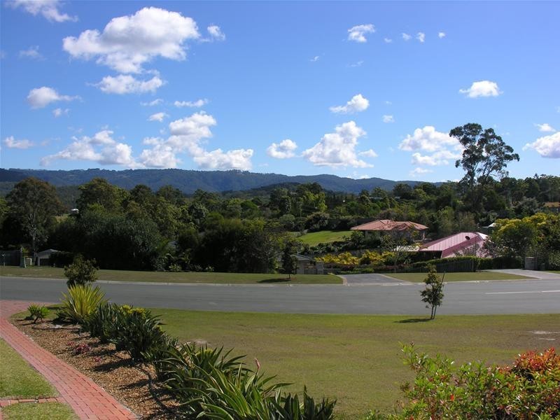 18 Nathanvale Drive, Mount Nathan QLD 4211