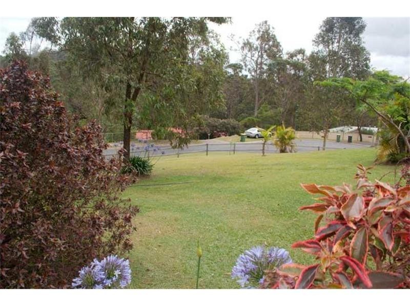 1 The Oval Drive, Mount Nathan QLD 4211