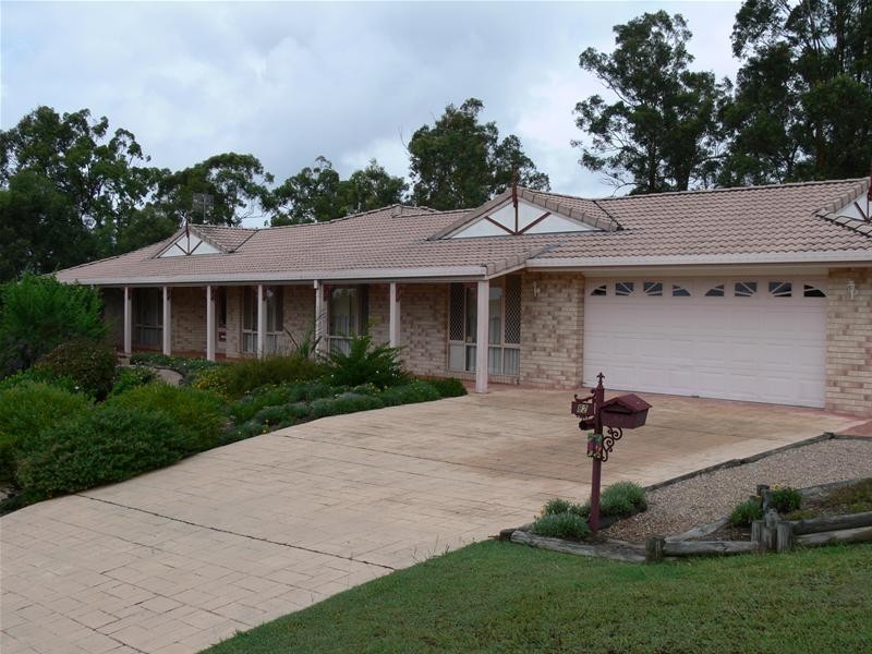 82 Birdlife Court, Nerang QLD 4211