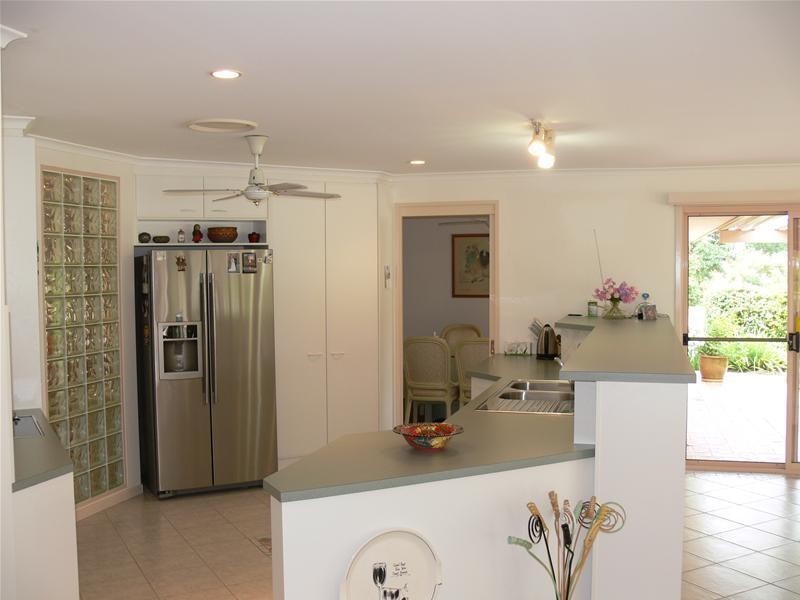 82 Birdlife Court, Nerang QLD 4211