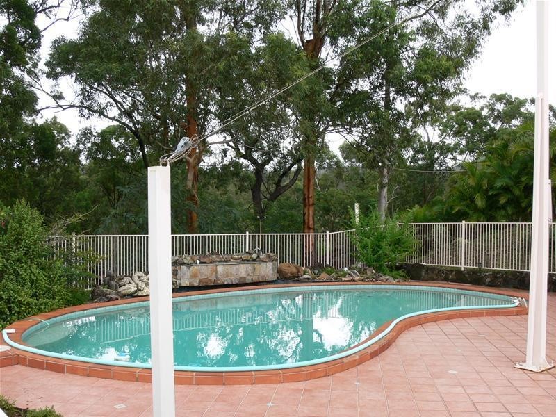 82 Birdlife Court, Nerang QLD 4211