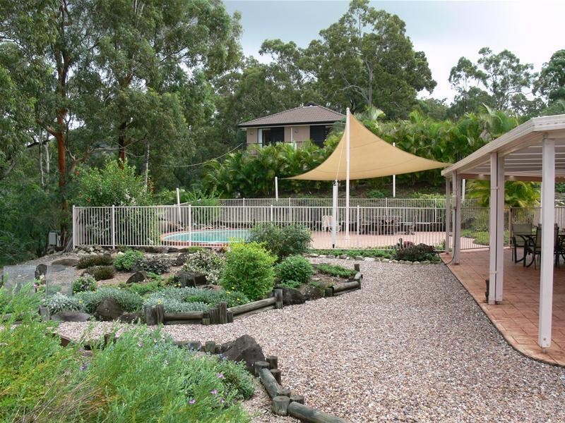 82 Birdlife Court, Nerang QLD 4211