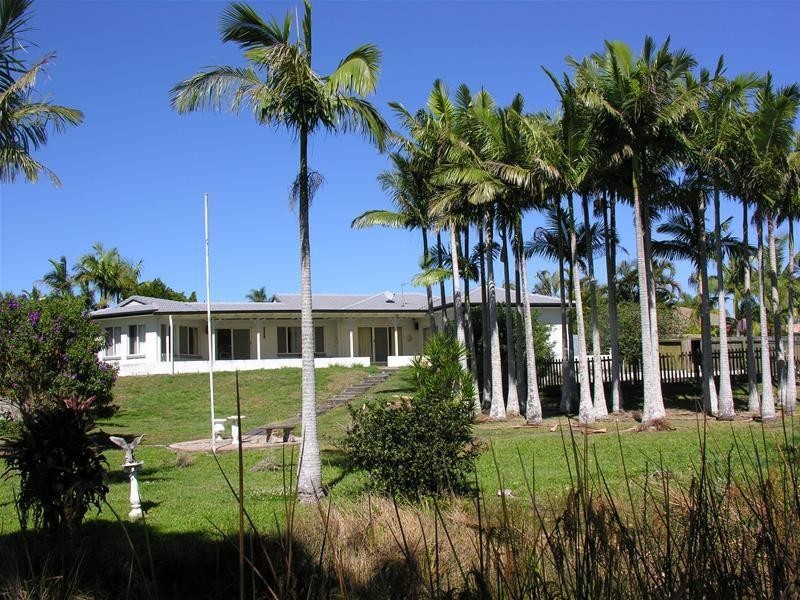 18 Elsemore Court, Carrara QLD 4211