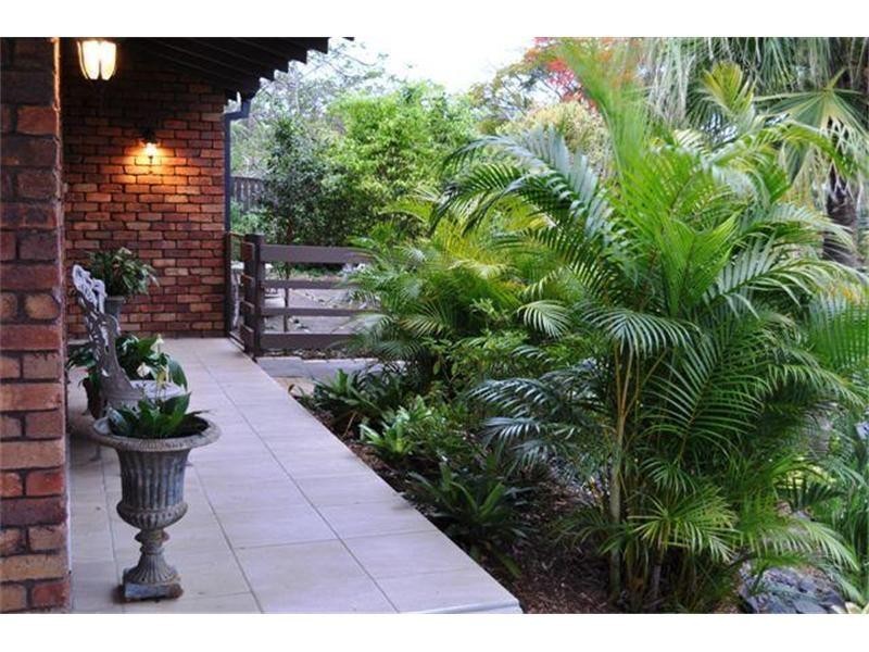 45 Lowanna Drive, Ashmore QLD 4214