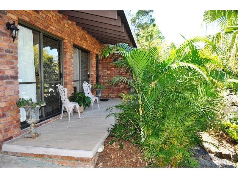 45 Lowanna Drive, Ashmore QLD 4214