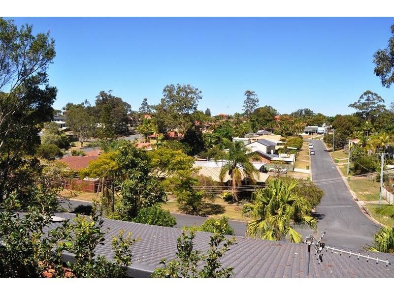 45 Lowanna Drive, Ashmore QLD 4214