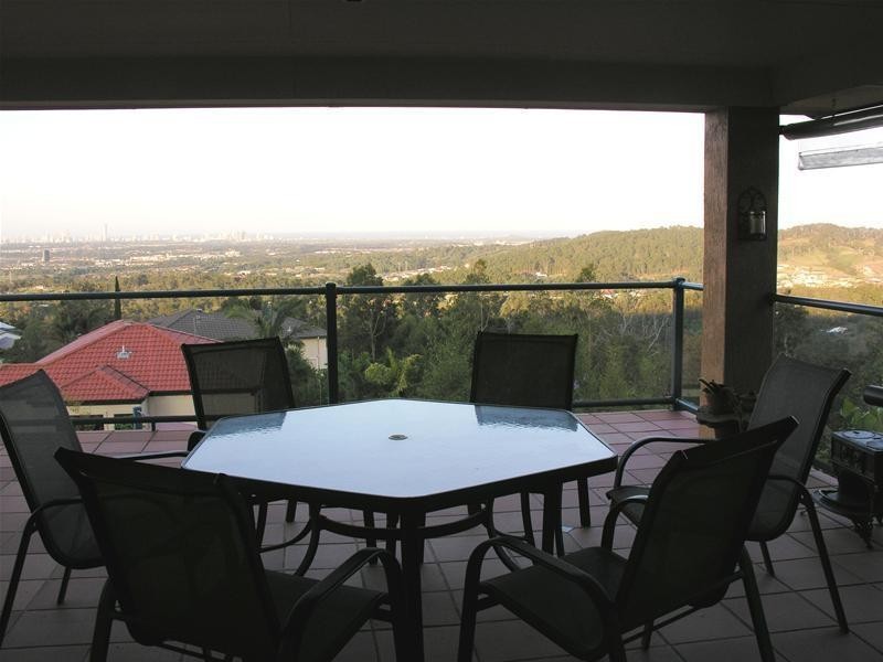 124 Strawberry Road, Bonogin QLD 4213