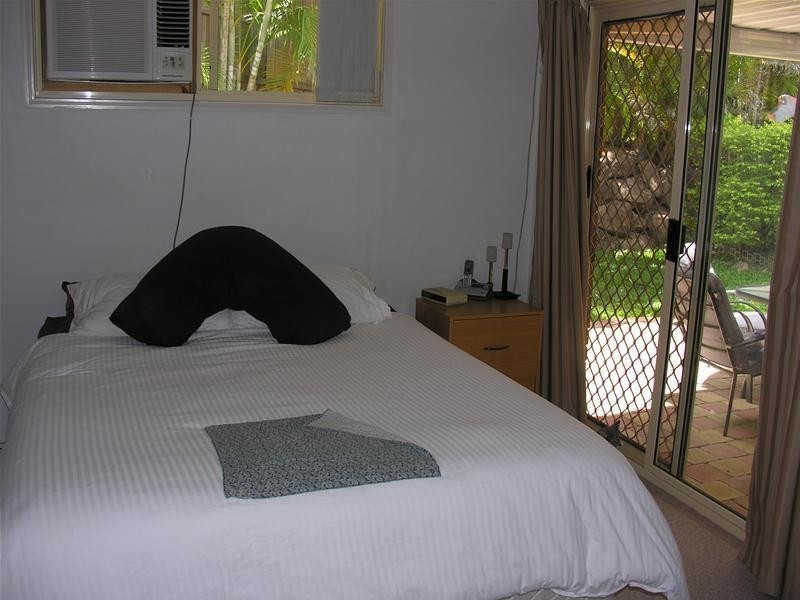 8 Essex Court, Nerang QLD 4211