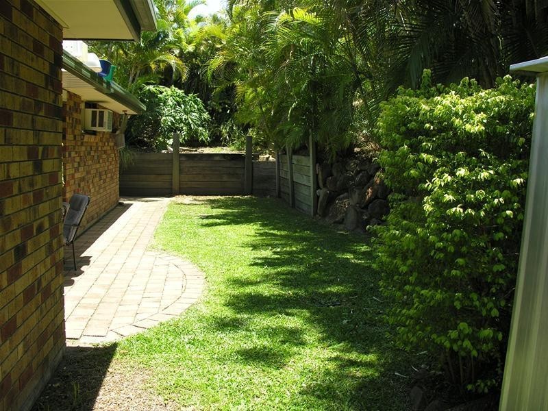 8 Essex Court, Nerang QLD 4211