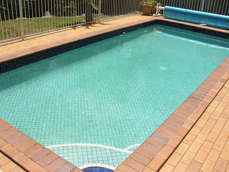 9 Macrobert Street, Highland Park QLD 4211