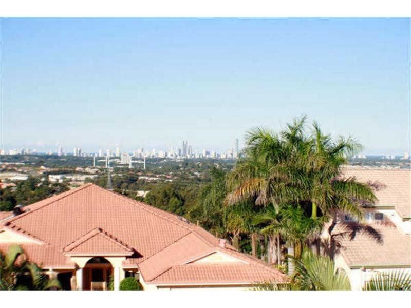 Highland Park QLD 4211