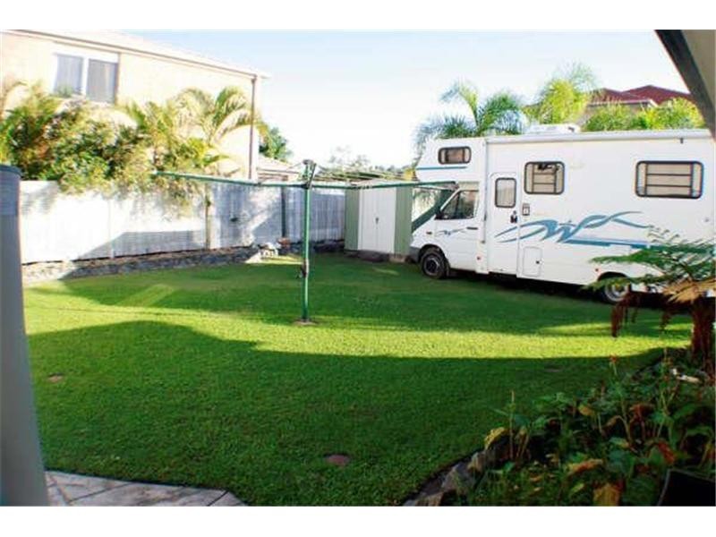 Highland Park QLD 4211