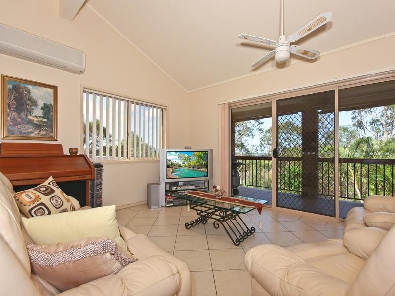 5 Kilmarnock Close, Highland Park QLD 4211