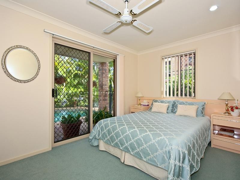 5 Kilmarnock Close, Highland Park QLD 4211