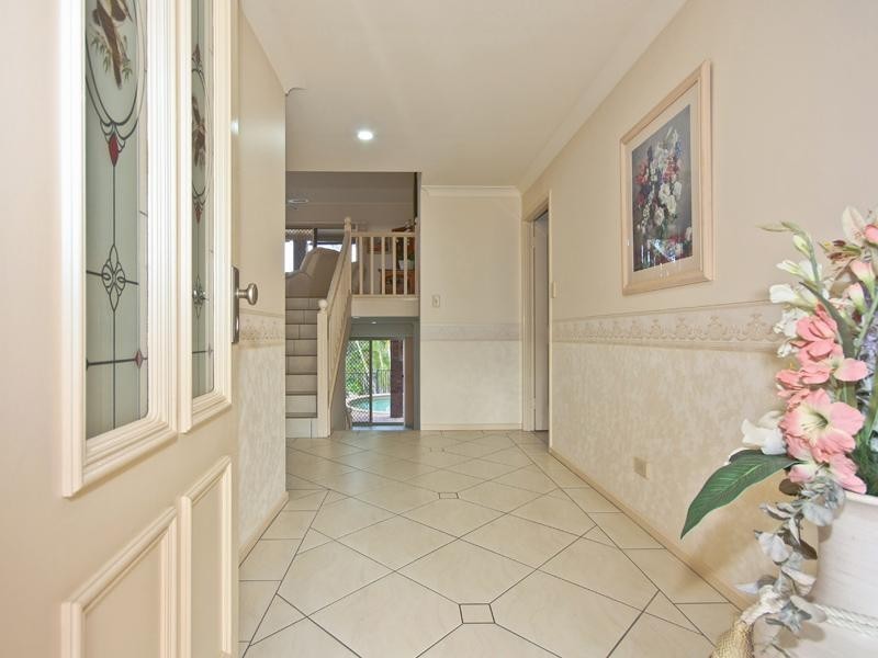 5 Kilmarnock Close, Highland Park QLD 4211