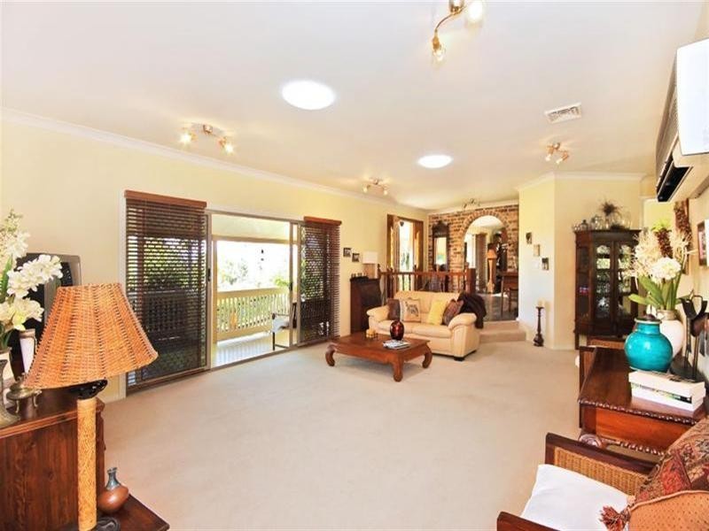 55 Wallaby Drive, Mudgeeraba QLD 4213