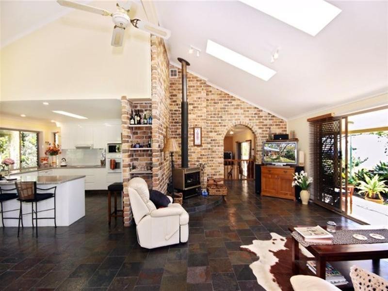 55 Wallaby Drive, Mudgeeraba QLD 4213