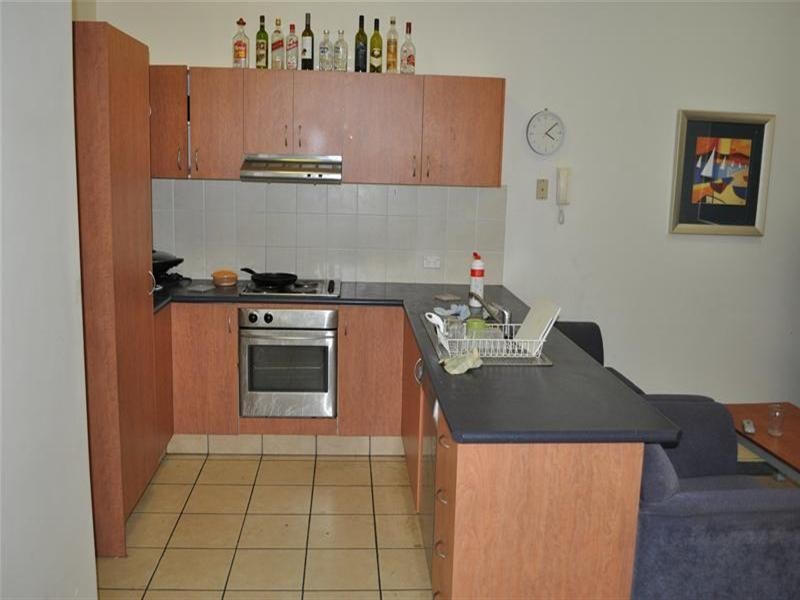 1/129-131 Currumburra Road, Ashmore QLD 4214